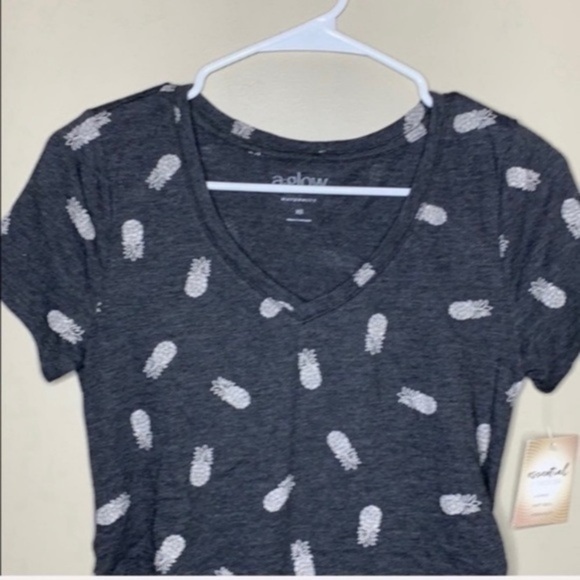 NWT. A:GLOW Pineapple Maternity Shirt - Picture 3 of 5